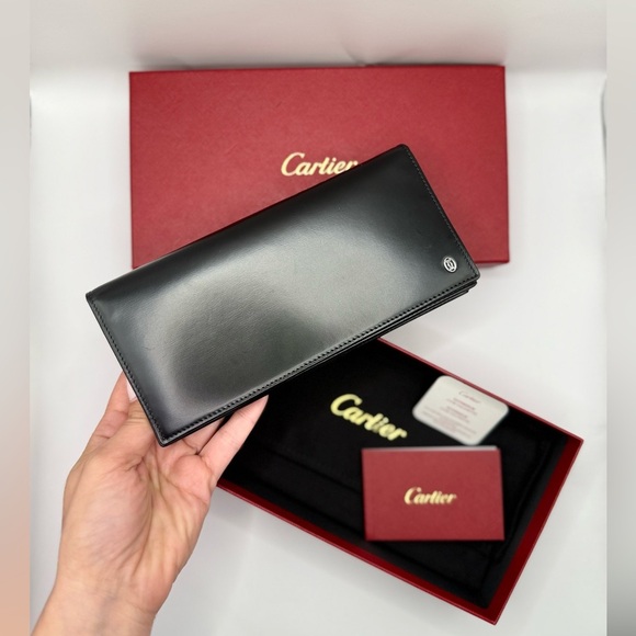 * SOLD SOMEWHERE ELSE* 
CARTIER 2C LOGO SANTOS BIFOLD LONG WALLET - Picture 2 of 8